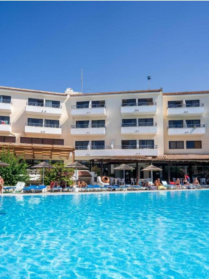Nice Holiday Apartment Paphos Exterior photo