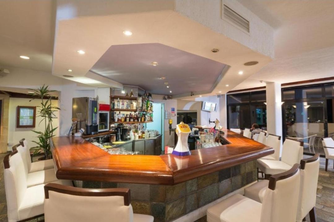 Nice Holiday Apartment Paphos Exterior photo