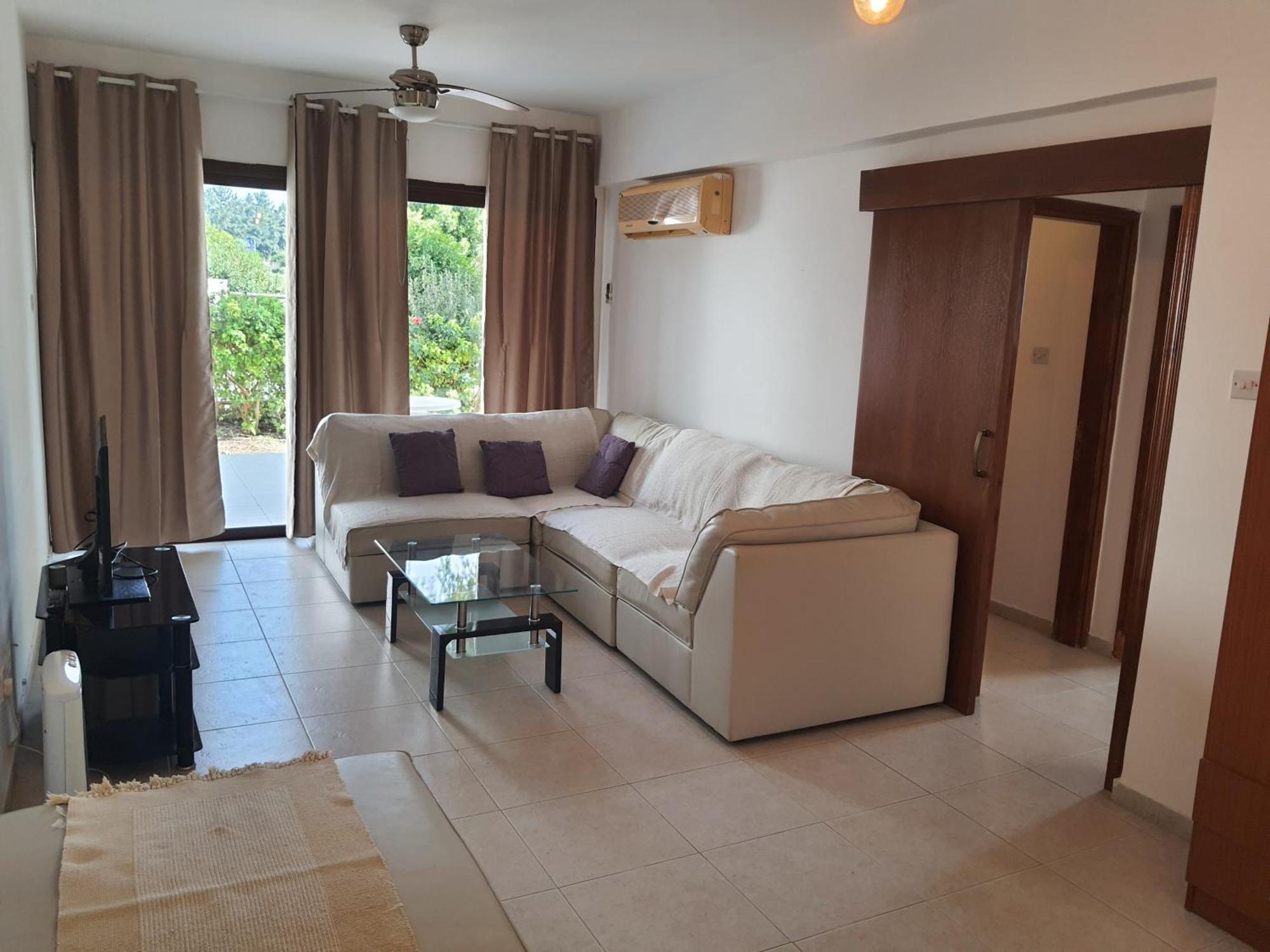 Nice Holiday Apartment Paphos Exterior photo